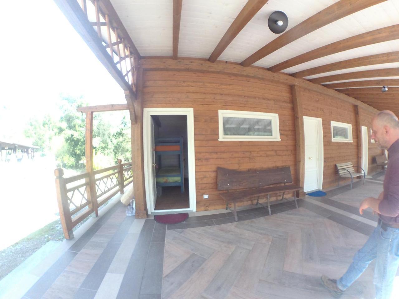 Bioagriturismo Tenuta Montenuovo Hotel Calvera Buitenkant foto